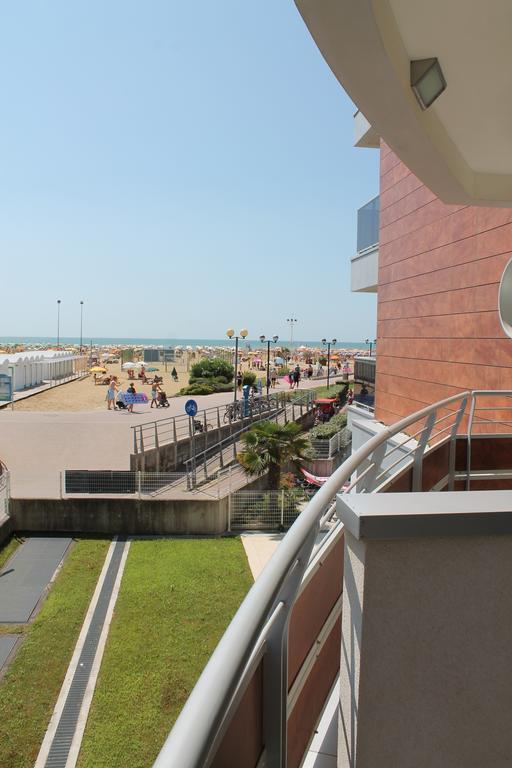Residence Panorama Apart Hotel Bibione Oda fotoğraf